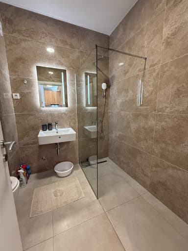Квартира в Бечичи с новой мебелью - 700 EUR в месяц