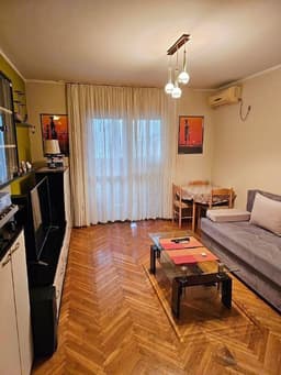 Аренда квартиры в центре Бара – Удобства и вид на гору всего за 25 EUR в сутки!